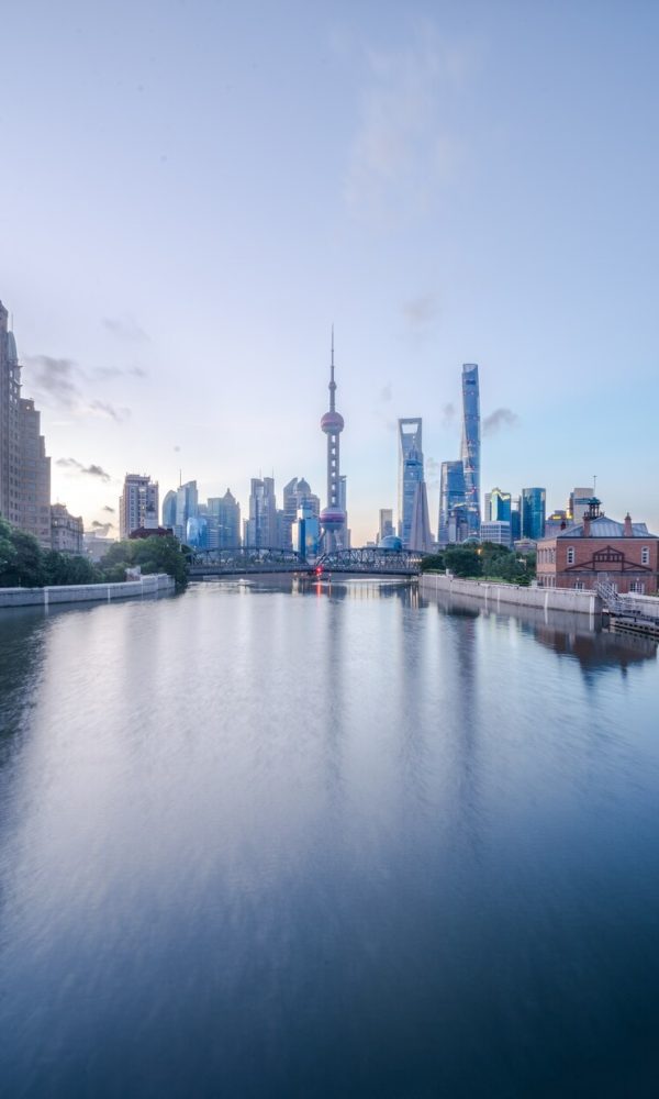 shanghai-skyline-panorama_1359-655